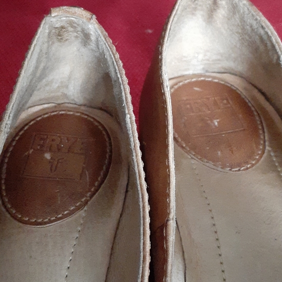 FRYE FLATS - Picture 3 of 9